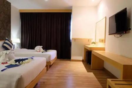 iCheck inn Central Patong - 46