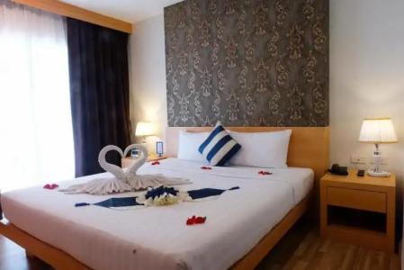 iCheck inn Central Patong - 39