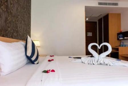 iCheck inn Central Patong - 40