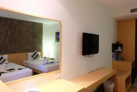iCheck inn Central Patong - 52