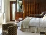 Signature Eiffel Double Suite