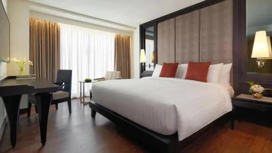 Movenpick Sukhumvit 15 Bangkok - SHA Extra Plus Certified - 153