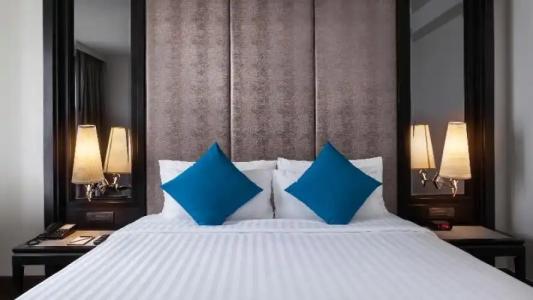 Movenpick Sukhumvit 15 Bangkok - SHA Extra Plus Certified - 115