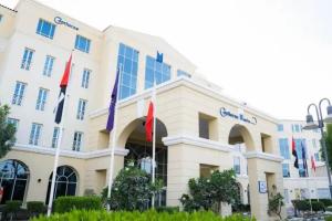 Copthorne Lakeview Hotel Dubai, Green Community, Dubai