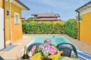 Holiday home Maneba del Garda 58 with Outdoor Swimmingpool, Manerba del Garda