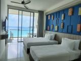 Deluxe Double room with balcony and oceanfront