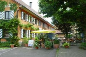 Landhotel Gutshof Camping Badhutten, Tettnang