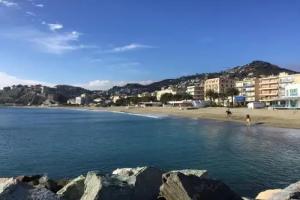 Appartamenti Mare Azzurro by Holiday World, Albisola Superiore