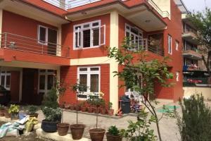 Pradhan House - Home Stay with Garden, Bhaktapur