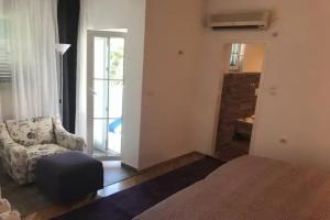 APARTMENT L.A., Tivat