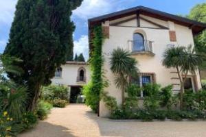 Farm Stay «Borgo il Mezzanino», Salo