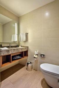 Hilton Garden Inn Izmir Bayrakli - 71