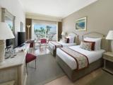 Superior Double room with balcony and with partial sea view