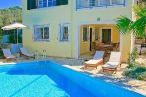 5 bedroom Villa Poseidon with private pool, Aphrodite Hills Resort, Kouklia