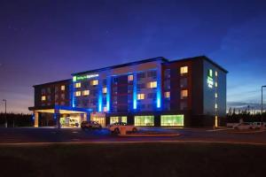 Holiday Inn Express & Suites St. John's Airport, an IHG Hotel, St. Johns