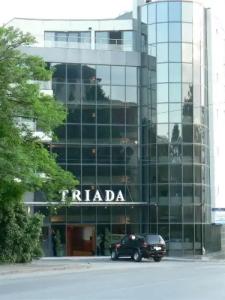 Triada - 18