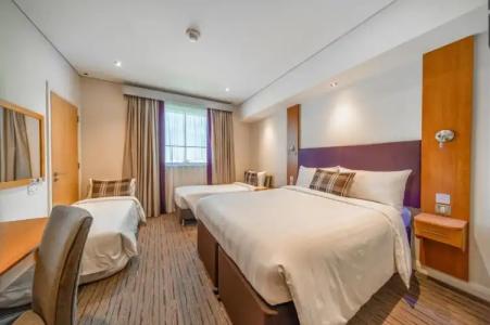 Premier Inn Dubai Investments Park - 104