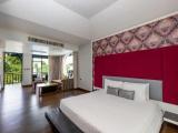 Grand Deluxe Double room with pool view