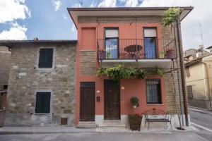 B&B Emporio, Magione