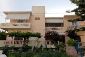 Raisakis Apartments, Agia Marina