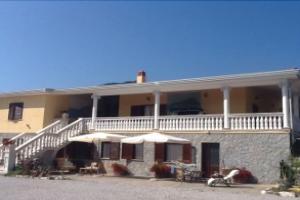 B&B Altieri, Scario