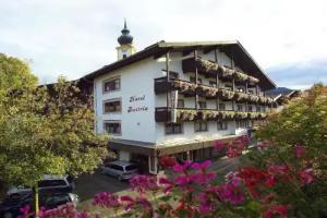 Hotel Austria, Soell