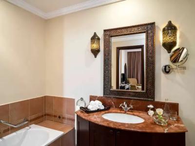 Mercure Grand Seef - All Suites - 88