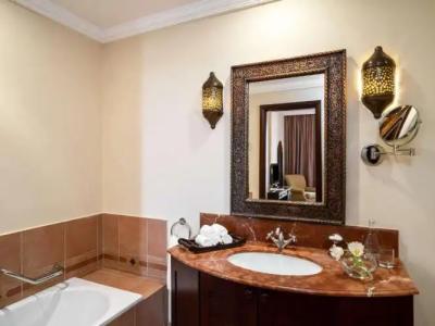 Mercure Grand Seef - All Suites - 95