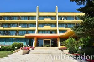 Hotel Ambassador - Free Parking, Golden Sands