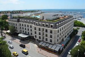 Wyndham Grand Istanbul Kalamis Marina Hotel, Istanbul