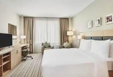 Hilton Garden Inn Dubai Mall Of The Emirates - 80