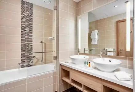 Hilton Garden Inn Dubai Mall Of The Emirates - 84