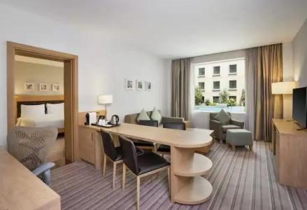 Hilton Garden Inn Dubai Mall Of The Emirates - 83