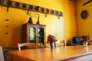 Bed & Breakfast «Aperanti Agrotourism», Lythrodhondas