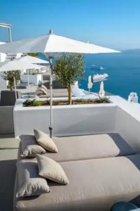 Iconic Santorini, a Boutique Cave - 53