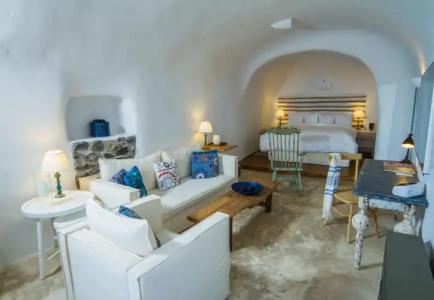 Iconic Santorini, a Boutique Cave - 92