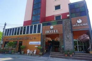 Bangkok Travel Suites Hotel, Nonthaburi