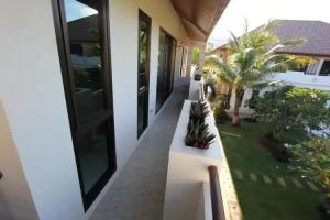 Babylon Pool Villas, Nai Harn