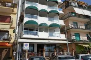 Tysandros Hotel Apartments, Giardini-Naxos