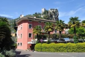 Hotel «Sole Holiday», Arco