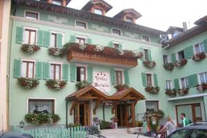 Hotel Bertoldi, Magre