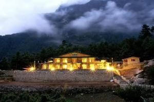 Mountain Lodges of Nepal - Monjo, Lukla