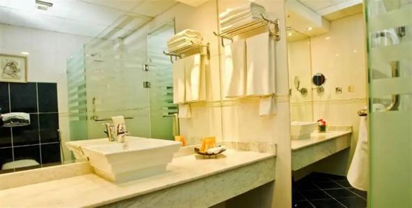 Best Western Plus Doha - 12