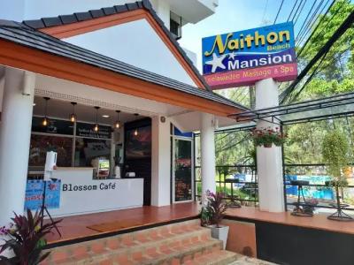 Naithon Beach Mansion - 0