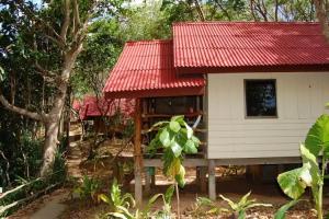 Jungle Hill Beach Bungalow, Ko Jum