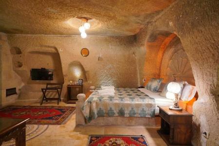 Shoestring Cave House - 249