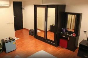 B8 Rooms Hotel, Ban Don Muang