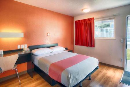 Motel 6-Mammoth Lakes, CA - 33