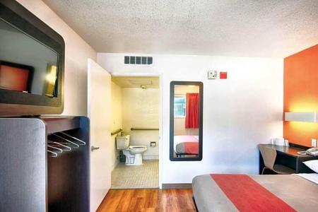 Motel 6-Mammoth Lakes, CA - 14