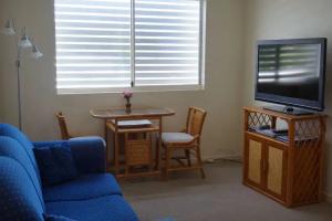 Moorings Beach Resort, Caloundra